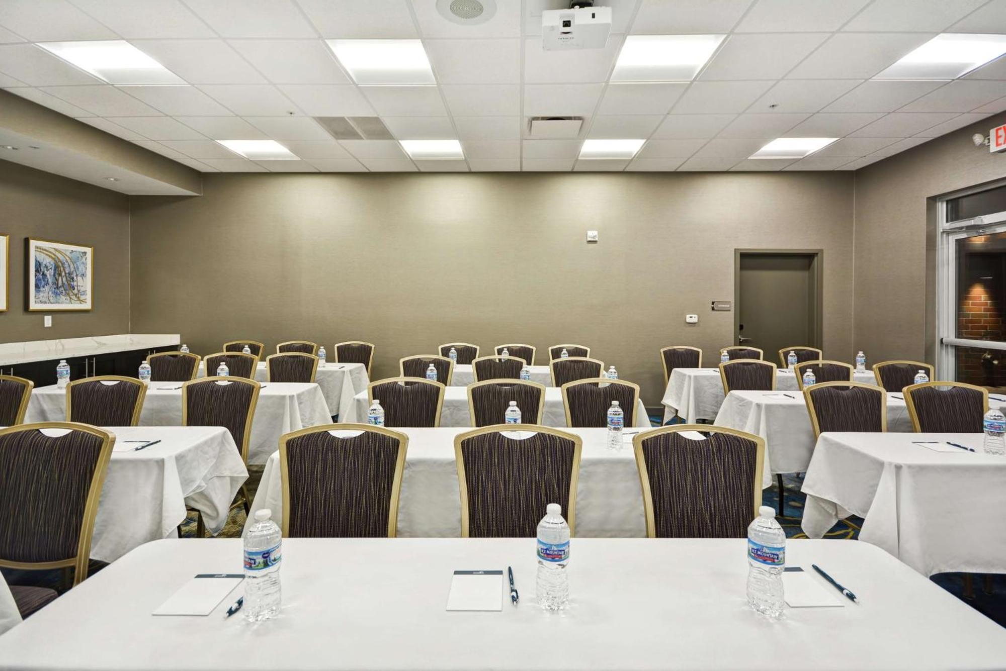 Homewood Suites By Hilton Warren Detroit Esterno foto